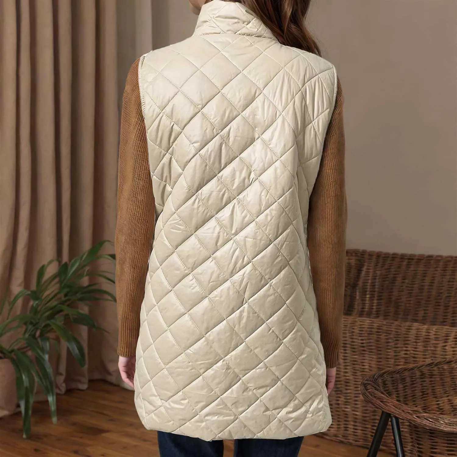 Uillui Long Winter Vest for Women 2024 Trendy Outwear Lightweight Quilted Puffer Down Vest Women Warm Padded Gilet Jackets